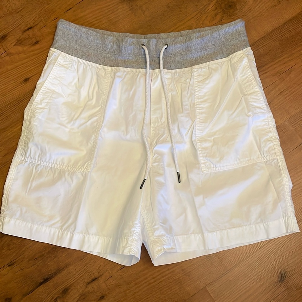 Joe Fresh white shorts with grey band with draw string.